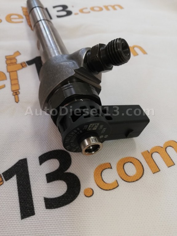 Bosch Injector For VW Audi Seat Skoda 2.0 TDI - 04L130277AC, 0445110469 (Refurb)