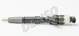 TOYOTA Land Cruiser DENSO injector