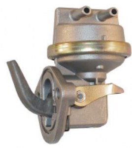 JOHN DEERE Fuel pump 