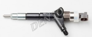NISSAN TRUCK Injector 