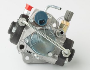 NISSAN CR pump 